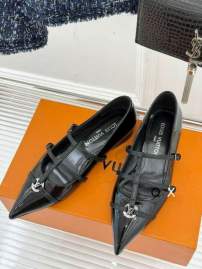 Picture of Louis Vuitton Shoes _SKULVsz35-40JX020112334